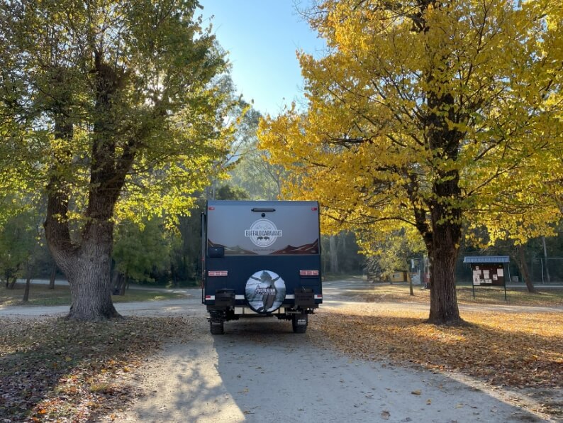 caravan-campers-van